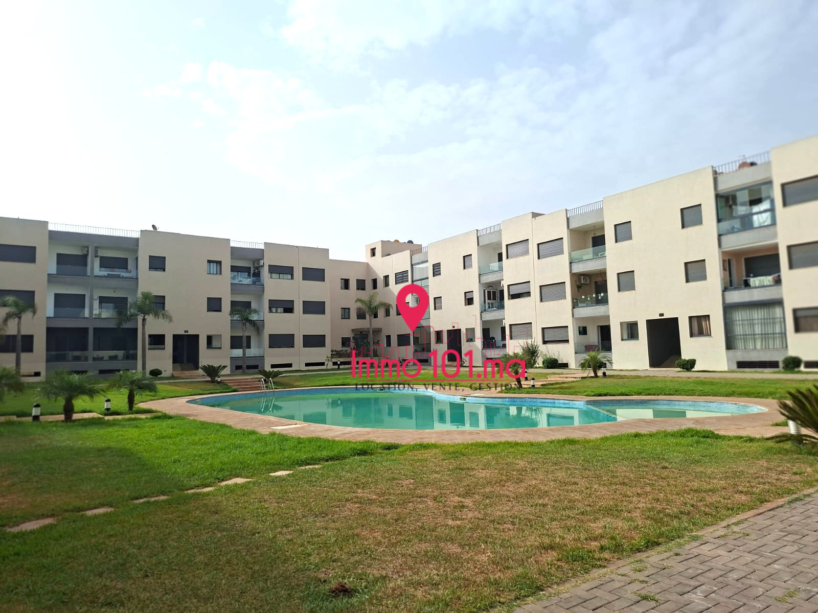 Appartement meublé à louer à Harhoura – Val d’Or SILAM2542
